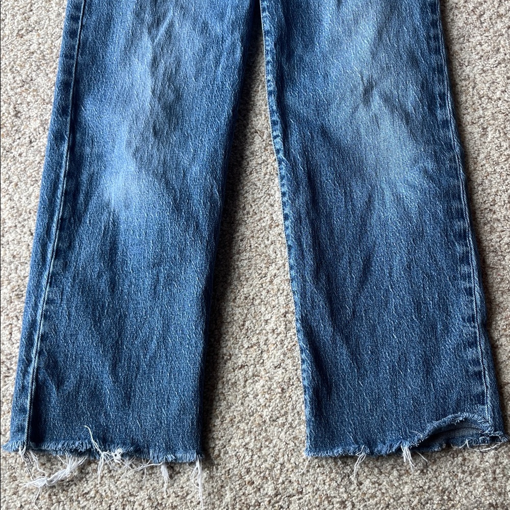 Levi’s Ribcage Straight Jeans - Picture 3 of 5
